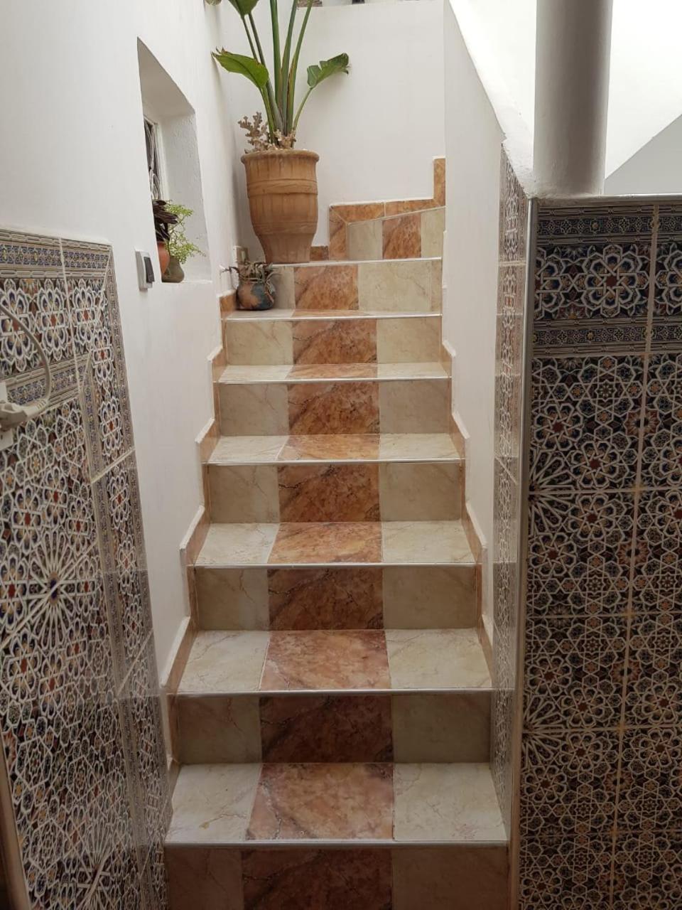 タガズー Nizar Surf Moroccoホステル エクステリア 写真